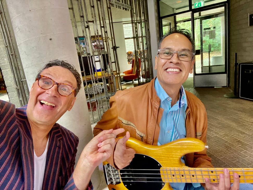 Gezelligheid met manager JP